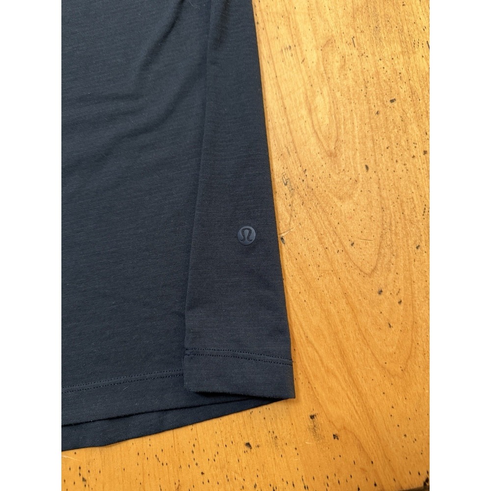 Lululemon Evolution Polo Shirt Mens Large L Navy Blue Short Sleeve Athletic Golf - Picture 2 of 5